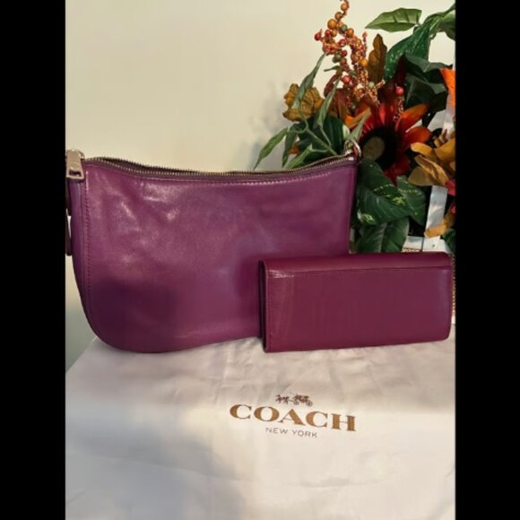 COACH Purple Bag with Matching Wallet Set - Picture 4 of 8